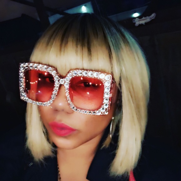 Meet your Posher, Aisha - Picture 1 of 8